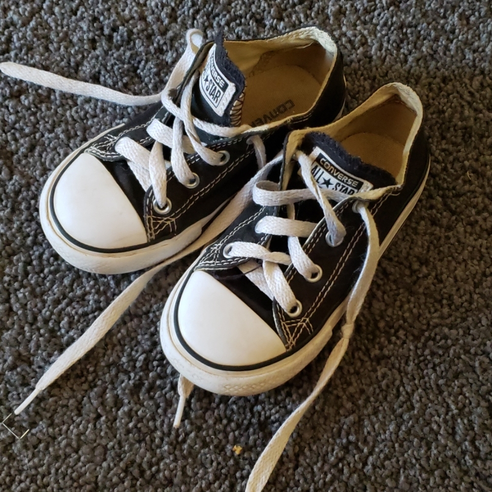 ⭐SOLD⭐ Toddler converse